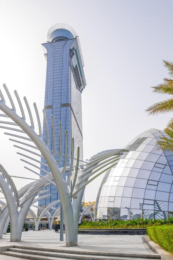 Ultra Luxury Palm Tower With Shared Hotel Facilities Dubai Esterno foto