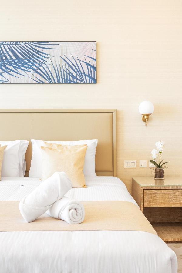 Ultra Luxury Palm Tower With Shared Hotel Facilities Dubai Esterno foto
