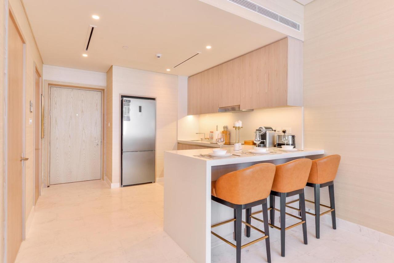 Ultra Luxury Palm Tower With Shared Hotel Facilities Dubai Esterno foto