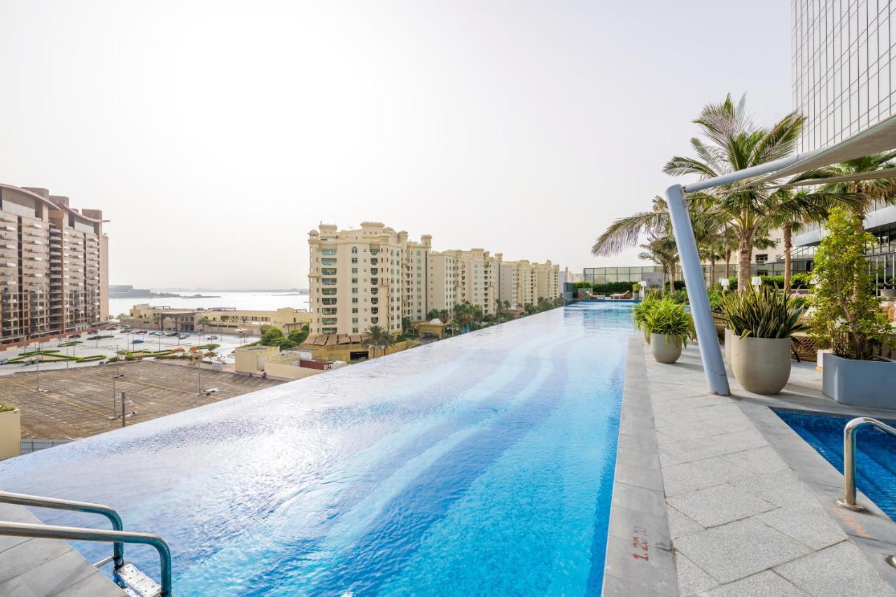 Ultra Luxury Palm Tower With Shared Hotel Facilities Dubai Esterno foto