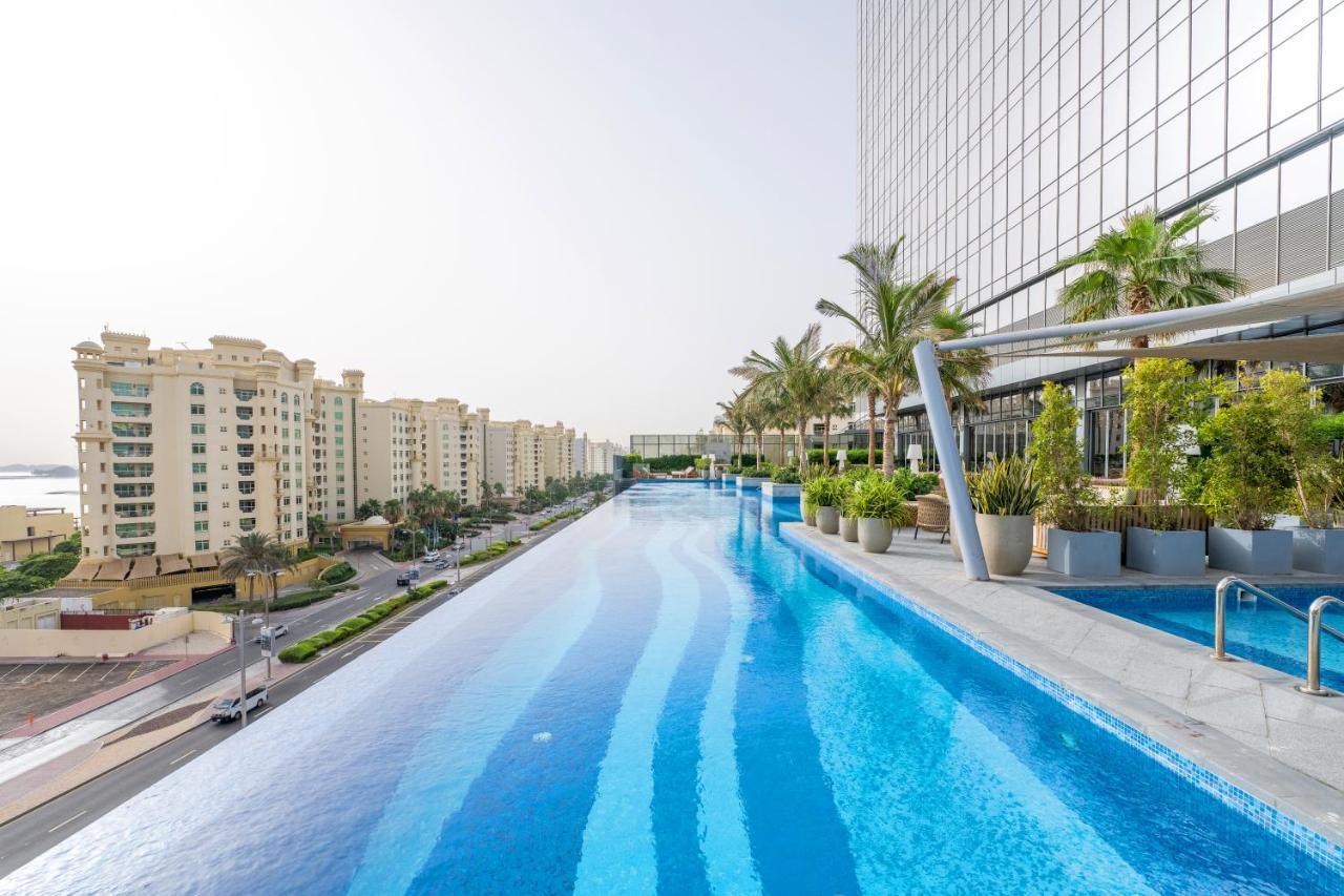 Ultra Luxury Palm Tower With Shared Hotel Facilities Dubai Esterno foto
