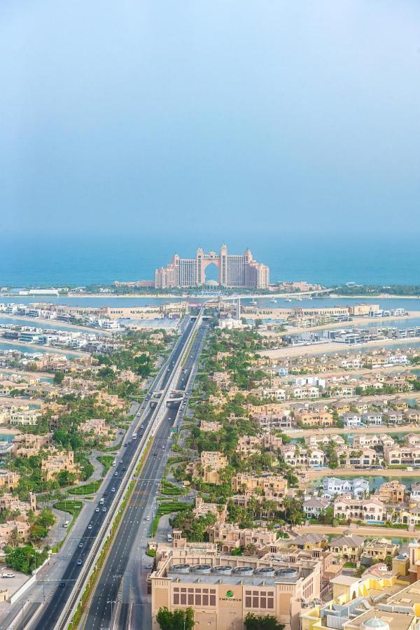 Ultra Luxury Palm Tower With Shared Hotel Facilities Dubai Esterno foto